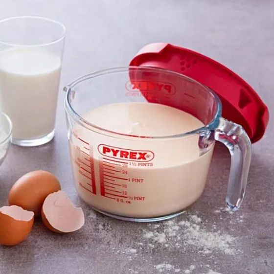 Мерный кувшин с крышкой 1л