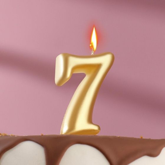 Свеча для торта цифра &quot;Овал&quot; золотая &quot;7&quot;, большая, 5,5 см