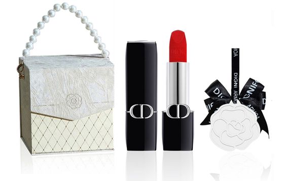 DIOR Gift Boxes Easy-to-Blend Velour Satin Smudge-Proof No Transfer No-Makeup Complexion Nourishing 3.5g