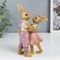 !09 Сувенир полистоун "Танцующие кролики, в розовых нарядах" 14,5х6,5х9 см