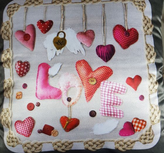 !09 Подушка декоративная "Love" 35*35см.
