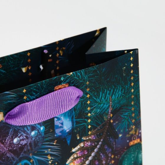 Пакет ламинированный вертикальный «Сверкай огнями», 12 × 15 × 5,5 см