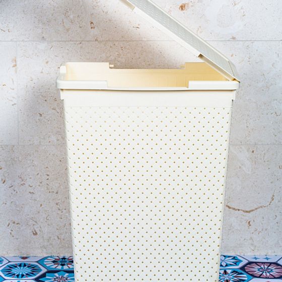 Корзина для белья БЕРЕСТА слоновая кость узкая с крышкой 50л
