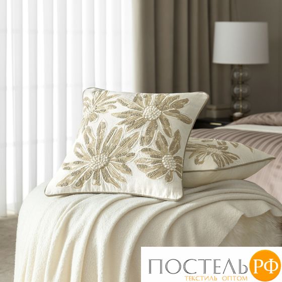 TOGAS  Декоративная подушка ЭФИРА бел.45х45, 1 пр.