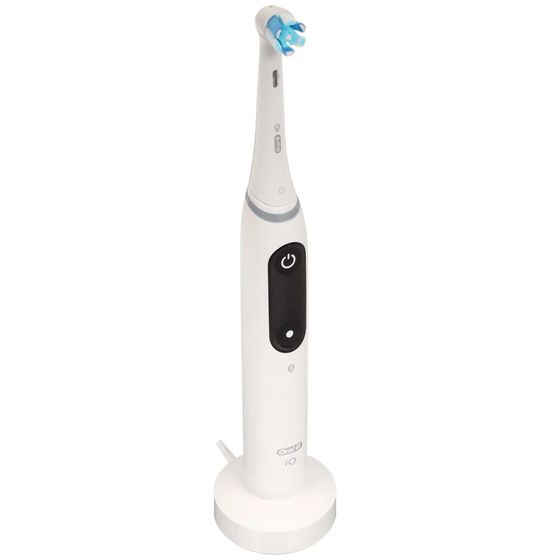 Зубная щетка электрическая Oral-B IO8 белый
