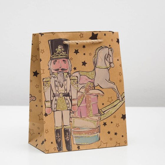 !09 Пакет (набор 6 штук) крафт "Щелкунчик" 17,8 х 22,9 х 9,8 см