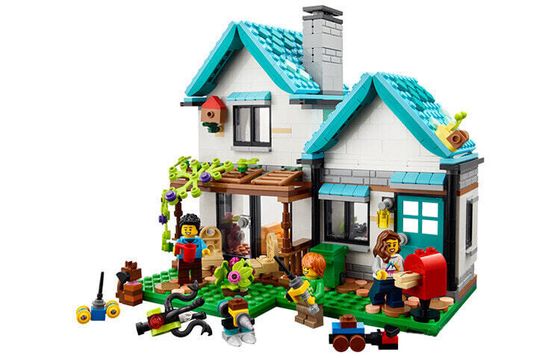 Конструктор LEGO Cozy House 31139