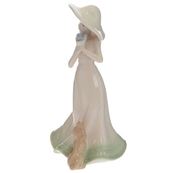 Фигурка декоративная &quot;Девочка&quot;, Д8,5 Ш8 В15,5 см