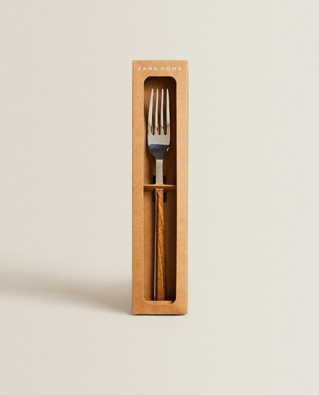 Set of forks with wood-effect handles