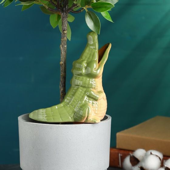 Ороситель для комнатных и садовых цветов &quot;Крокодил&quot; Кунгурская керамика, 0.2л, 19см, зелёный