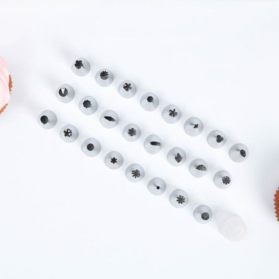 !09 Набор кондитерских насадок «Рецепт счастливой жизни»,15.8 х 9.4 см 24 шт, с адаптером