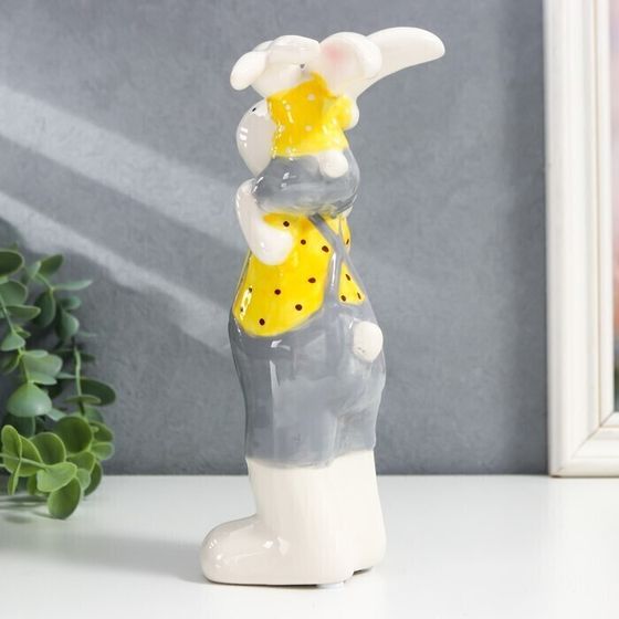 !09 Сувенир керамика &quot;На плечах у папы&quot; жёлтый, 10х9,5х21 см!