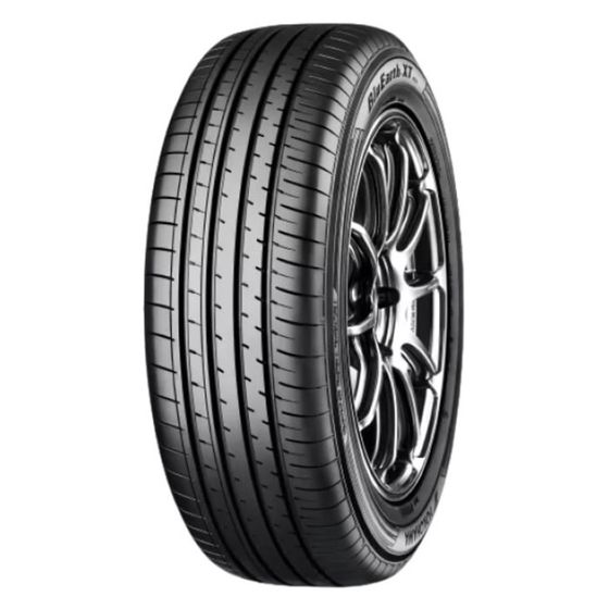 Шина летняя Yokohama AE61 235/65 R18 106V