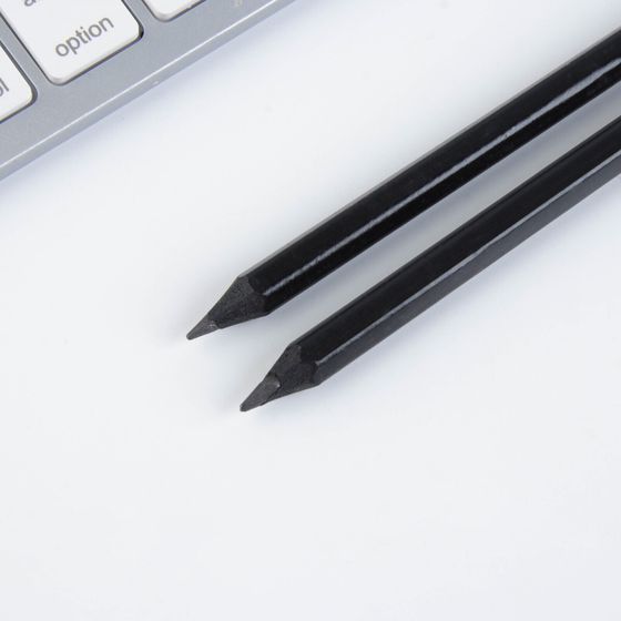 !09 Комплект из 2-х наборов: Подарочный набор  «Тому, кто держит удар»: блокнот А6 32 листа, значок, наклейки 12 шт, карандаши 2 шт