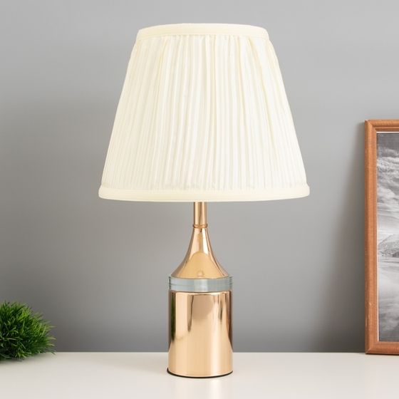 Лампа настольная «Жаннет» 1×40 Вт Е27+LED подсветка золото 24×24×41.5 см