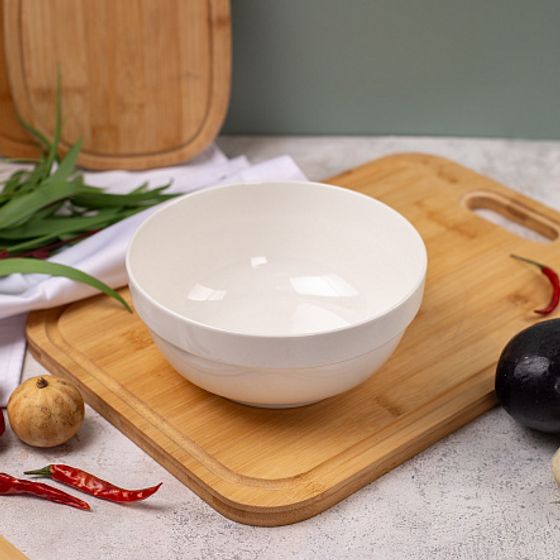 Салатник BASIC 18 см