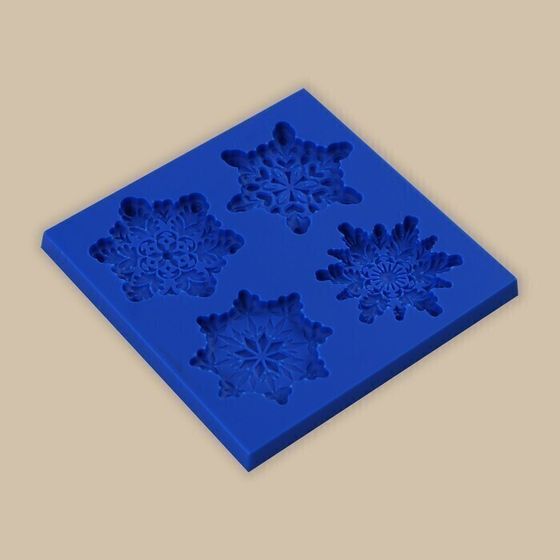 !09 Молд для творчества «Снежинки», 8 × 8 см.