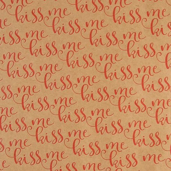 !Бумага упаковочная 2 листа крафтовая «Kiss me», 50 × 70 см.