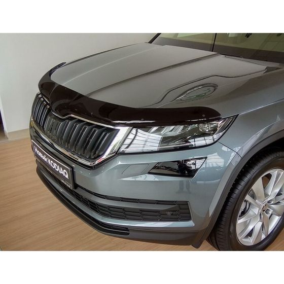 Дефлектор капота Skoda Kodiaq, 2016-, темный