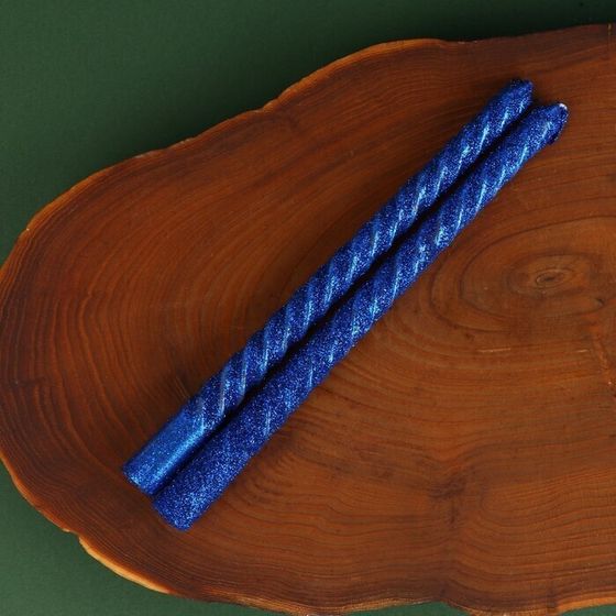 !09 Витые свечи с декором «Любви в Новом году», набор