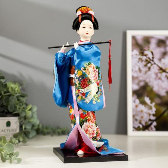 Кукла коллекционная &quot;Японка в шелковом голубом кимоно с флейтой&quot; 30х12,5х12,5 см