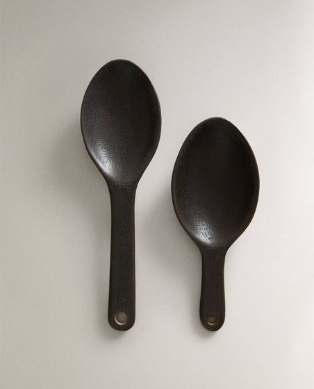 Set of stoneware spoons with raised detail (set of 2)