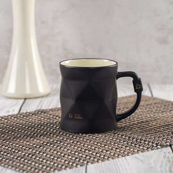 Кружка BLACK&WHITE черная 390мл