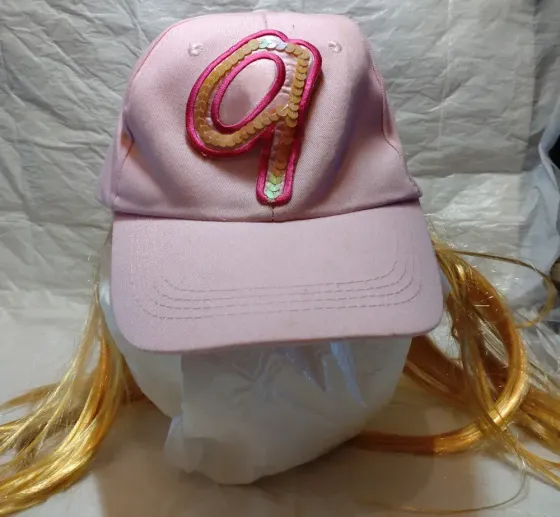 !09 Кепка карнавальная (набор 2 штуки) с париком/Бейсболка . Девятка Цвет розовый