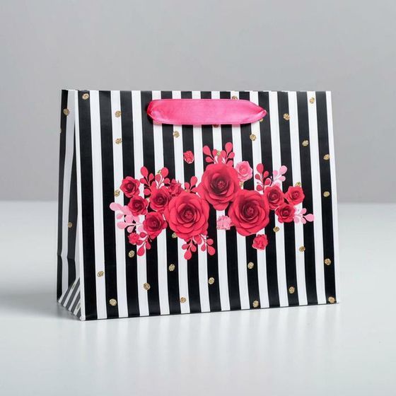 !09 НАБОР 3 ШТУКИ - Пакет подарочный ламинированный Gifts, 22 × 17.5 × 8 см