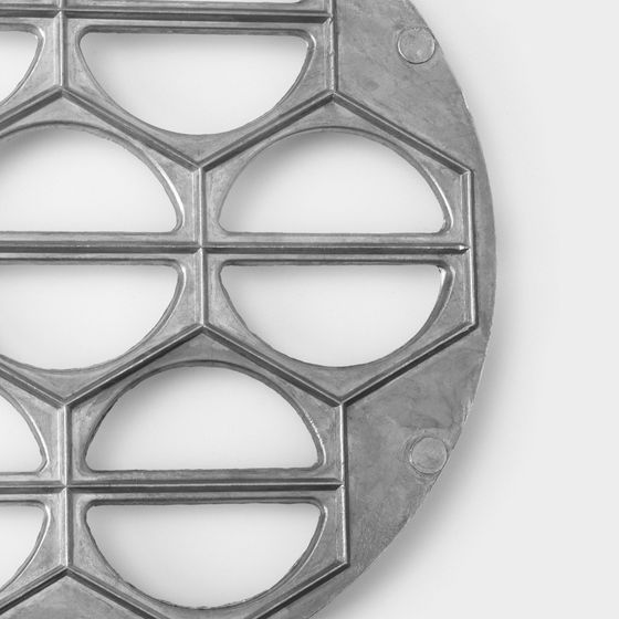 !09 Форма для вареников, 7 ячеек (7.5×4 см), алюминий