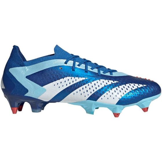 Футбольные бутсы Adidas Predator Accuracy.1 Low SG M IF2291
