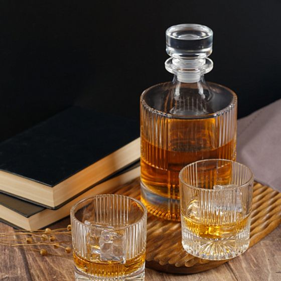 Набор из 3-х предметов DANDY(штоф 1л2 стакана для виски 290мл)