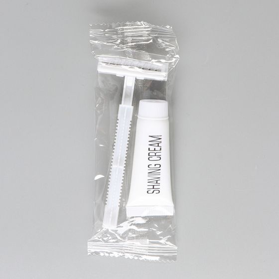 !09 Набор 14 комплектов - Бритва Стандарт с двумя нержавеющими лезвиями и крем для бритья 10 гр.