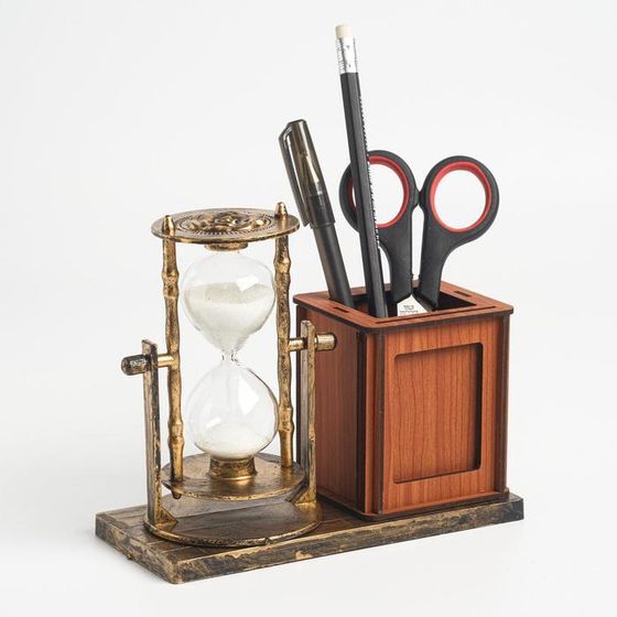 Песочные часы &quot;Селин&quot;, сувенирные, с карандашницей и фоторамкой, 15.5 х 6.4 х 12 см