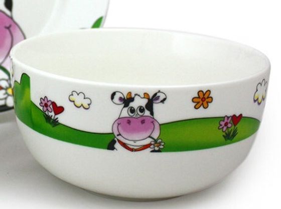 !09 Набор детской посуды &quot;Веселая коровка&quot; 3 предмета: кружка, тарелка, салатник