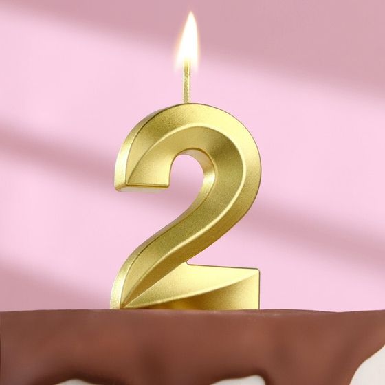 Свеча в торт на шпажке «Цифра 2», золотая, 5 см