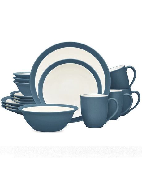 Colorwave Curve 16-Pc. Dinnerware Set, Service for 4