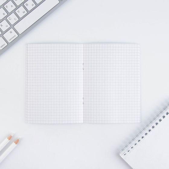 !Подарочный набор 2 штуки «Тому, кто держит удар»: блокнот А6 32 листа, значок, наклейки 12 шт, карандаши 2 шт