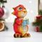 !09 Фигура "Дракончик с подарком" красная, 5,5х5х7,5 см.