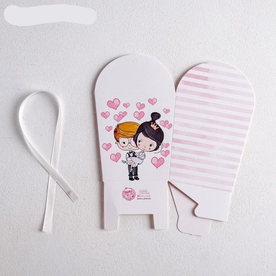 !09 НАБОР 5 ШТУК - Бонбоньерка «Люблю тебя», 7.5 × 8 × 7.5 см.