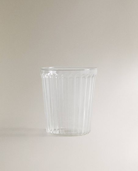 Borosilicate tumbler with lines