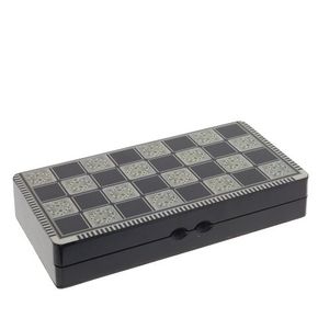 Шахматы и аксессуары