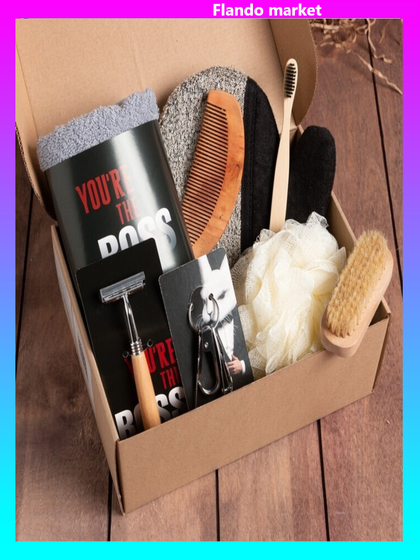 !09 Набор подарочный Boss полотенце 8 предметов (Бритвенный станок, Варежка-мочалка, Зубная щётка, Мочалка, Полотенце, Принадлежности для маникюра, Щётка)