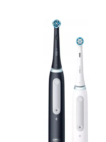 Зубная щетка электрическая Oral-B IO4 DUO MATT черный+QUITE белый