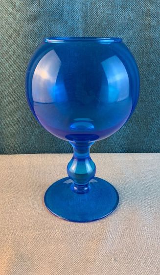 !09 Ваза-кубок на ножке "Надаль" 21 см цвет желтый