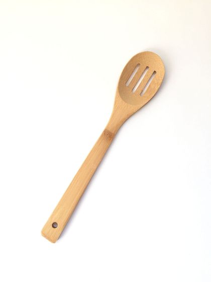 !09 Набор из 2-х предметов - Ложка с прорезями, 30 см., бамбук