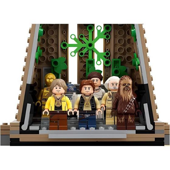 LEGO Star Wars Yavin 4 Rebel Base Set 75365