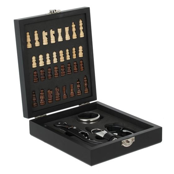 Шахматы и набор сомелье, 4 предм (штопор, пробка, кольцо, дозатор), L14,5 W17,5 H4,5 см
