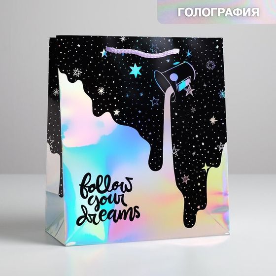 Пакет подарочный голографический Follow your dreams, 23 × 27 × 11,5 см