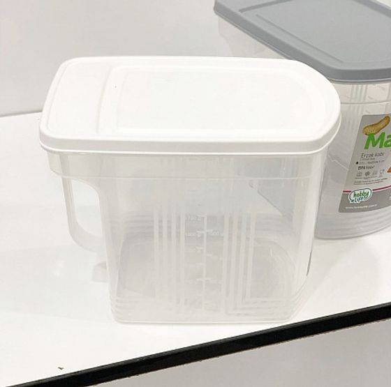 Контейнер для хранения 2.5л с ручкой